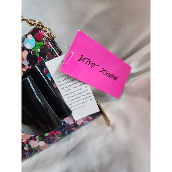 NWT Betsey Johnson Crossbody Rainbow Xodanie Handbag Purse Patent Leather Bow - Picture 5 of 14